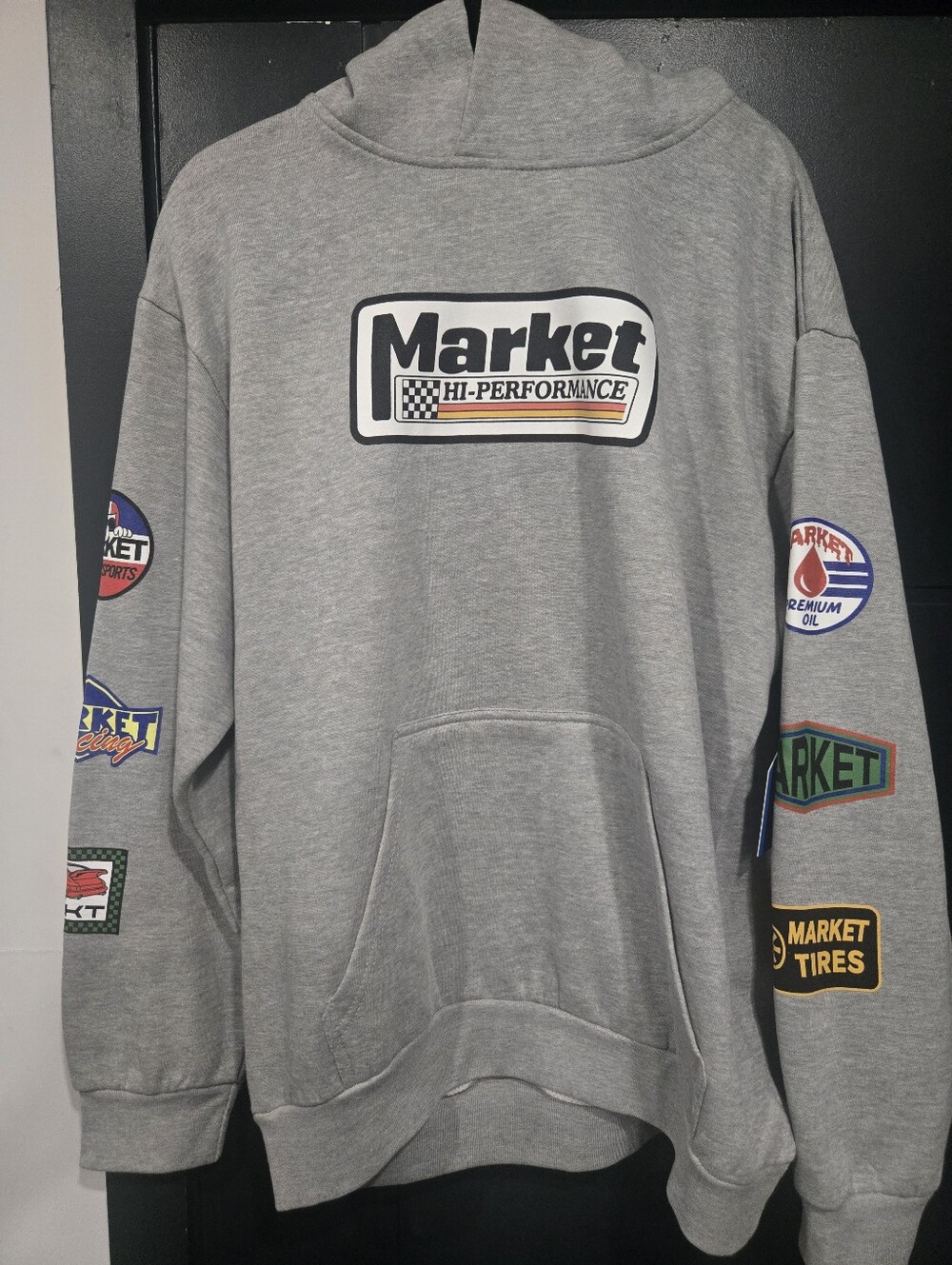 Market High Preformance Hoodie LARGE nwt Urban Outfitters